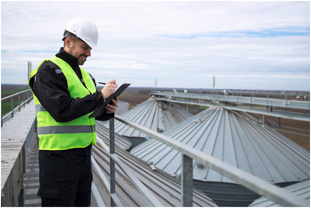 Residential vs Commercial Roofing in Tucson: Key Differences Every Property Owner Should Know